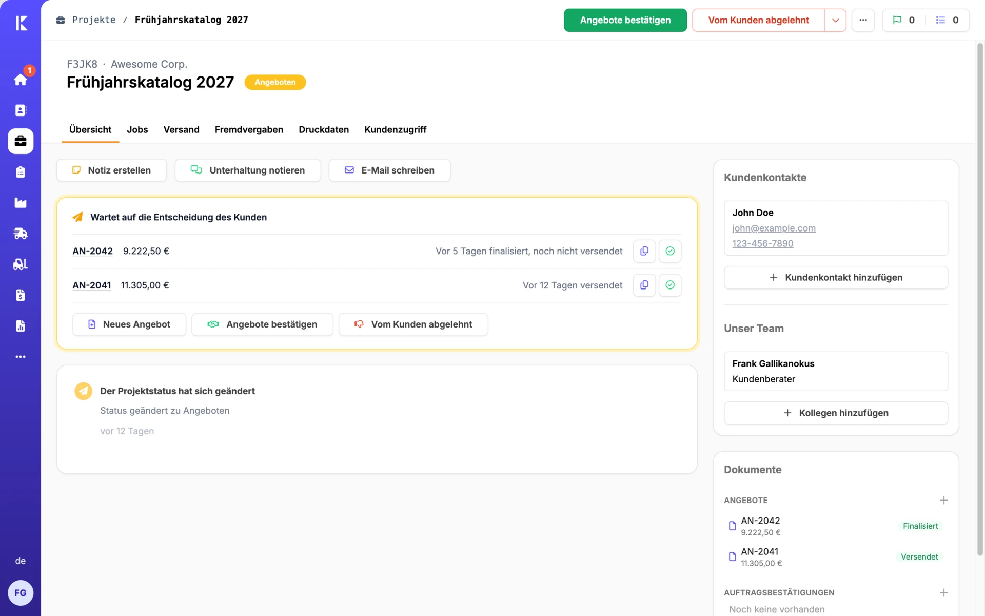 Project workspace with offer status, next steps and documents.